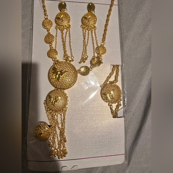 21kgp Dubai Jewelry- Elegant Gold Jewelry Set - Picture 2 of 8